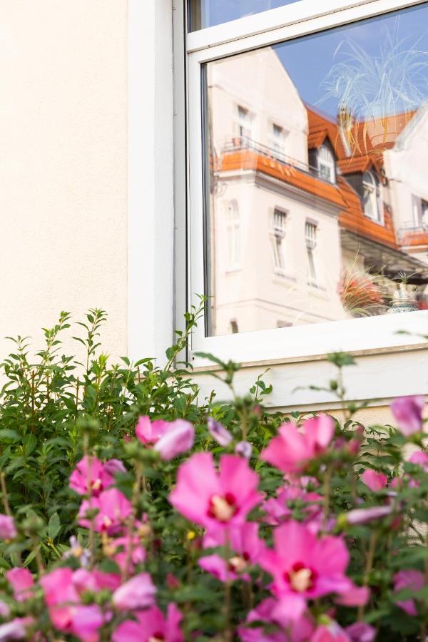ZV2001 Private Apartments&Rooms near Exhibition Ground  Hannover Exterior foto