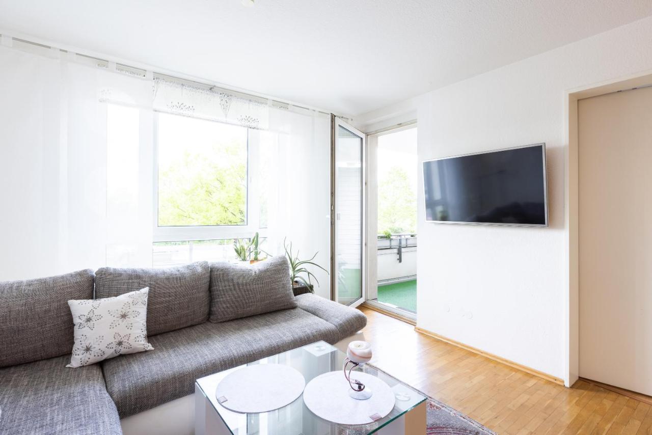 ZV2001 Private Apartments&Rooms near Exhibition Ground  Hannover Exterior foto