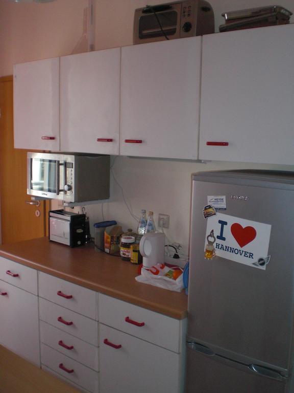 ZV2001 Private Apartments&Rooms near Exhibition Ground  Hannover Exterior foto