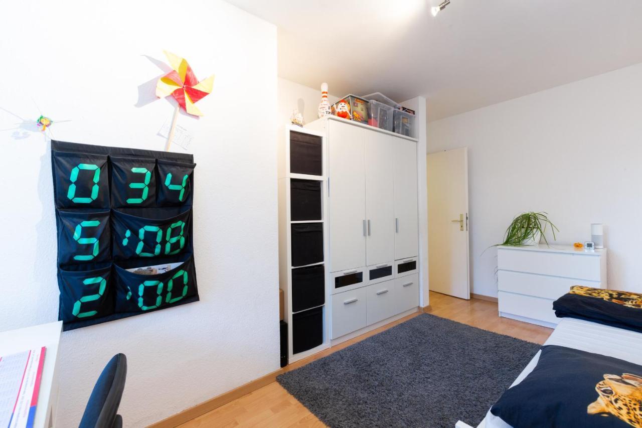 ZV2001 Private Apartments&Rooms near Exhibition Ground  Hannover Exterior foto